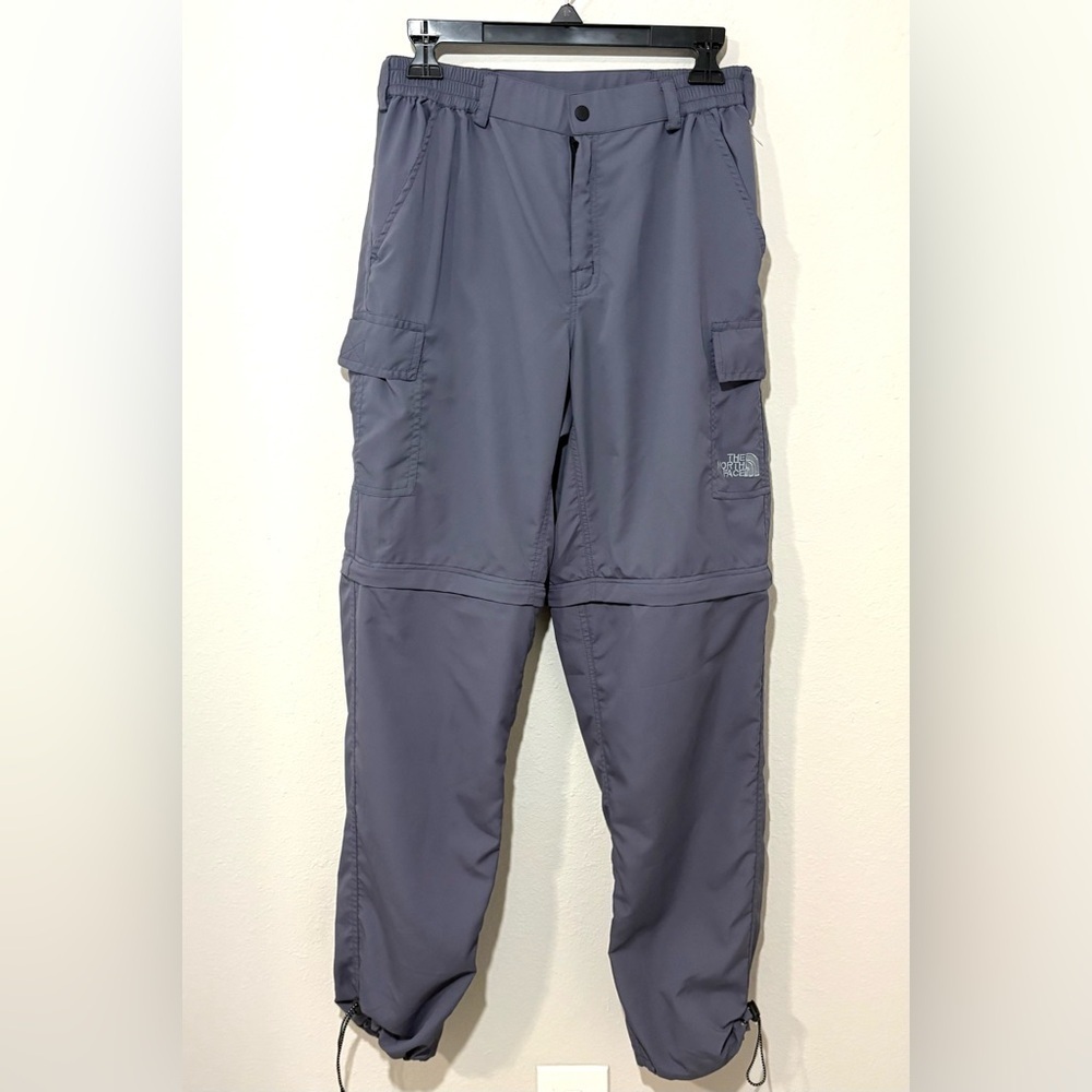The North Face Women’s Convertible Cargo Pants | Size 7 (Vintage Fit 6–8)